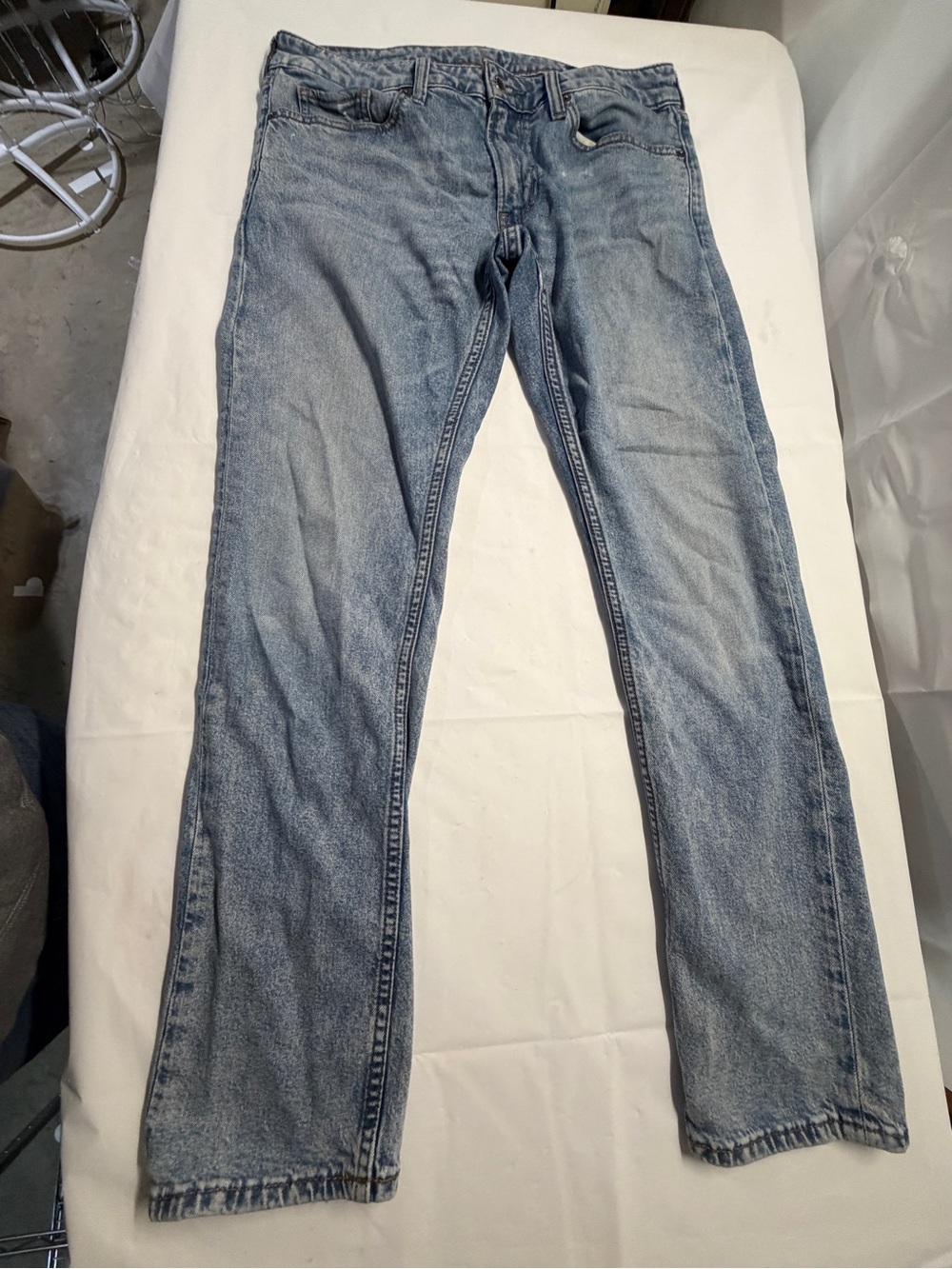 Bonobos Men Straight Jeans Light Blue Wash 31x32